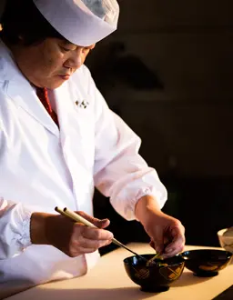 総料理長 山川 基次